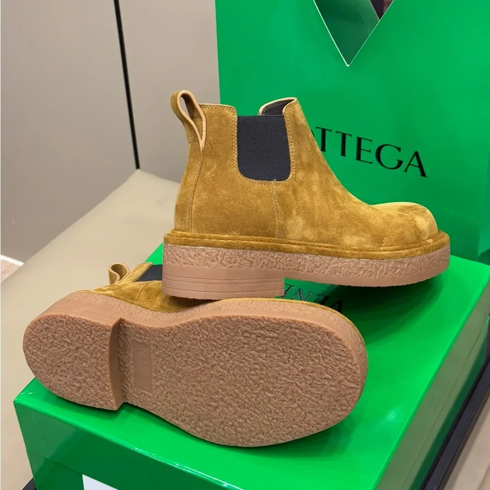 Bottega Veneta Men's Suede Chukka Boots in Mustard